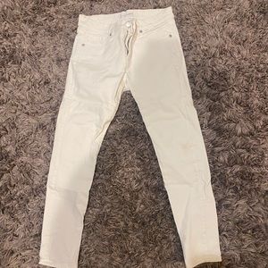 White loft jeans